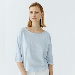 OUI size 4 boat neck Light Blue Striped Women's Top cotton